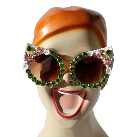 New Rhinestone Cat Eye Sunglasses Luxury Green White Flowers Bumble Bee Summer - Picture 2 of 3